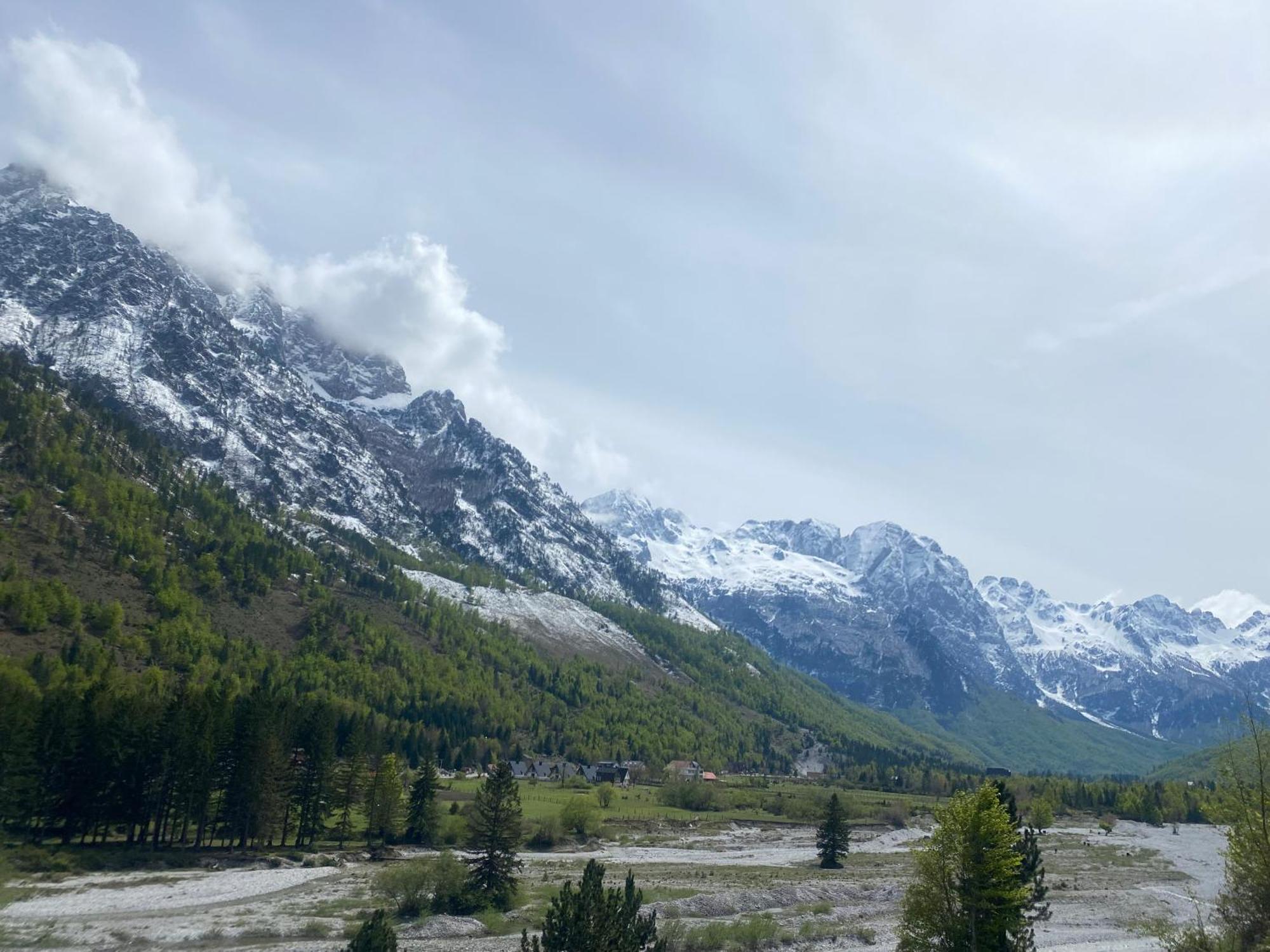 Guesthouse Mountain Вальбоне Екстер'єр фото